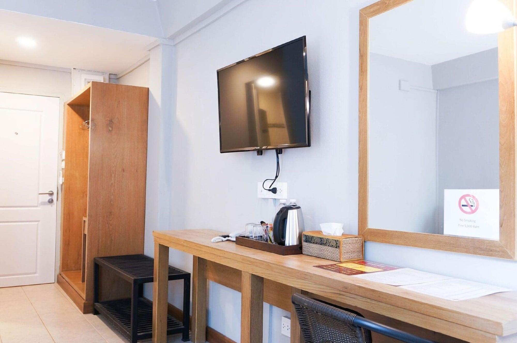 Ratana Hotel Chiang Mai Zewnętrze zdjęcie