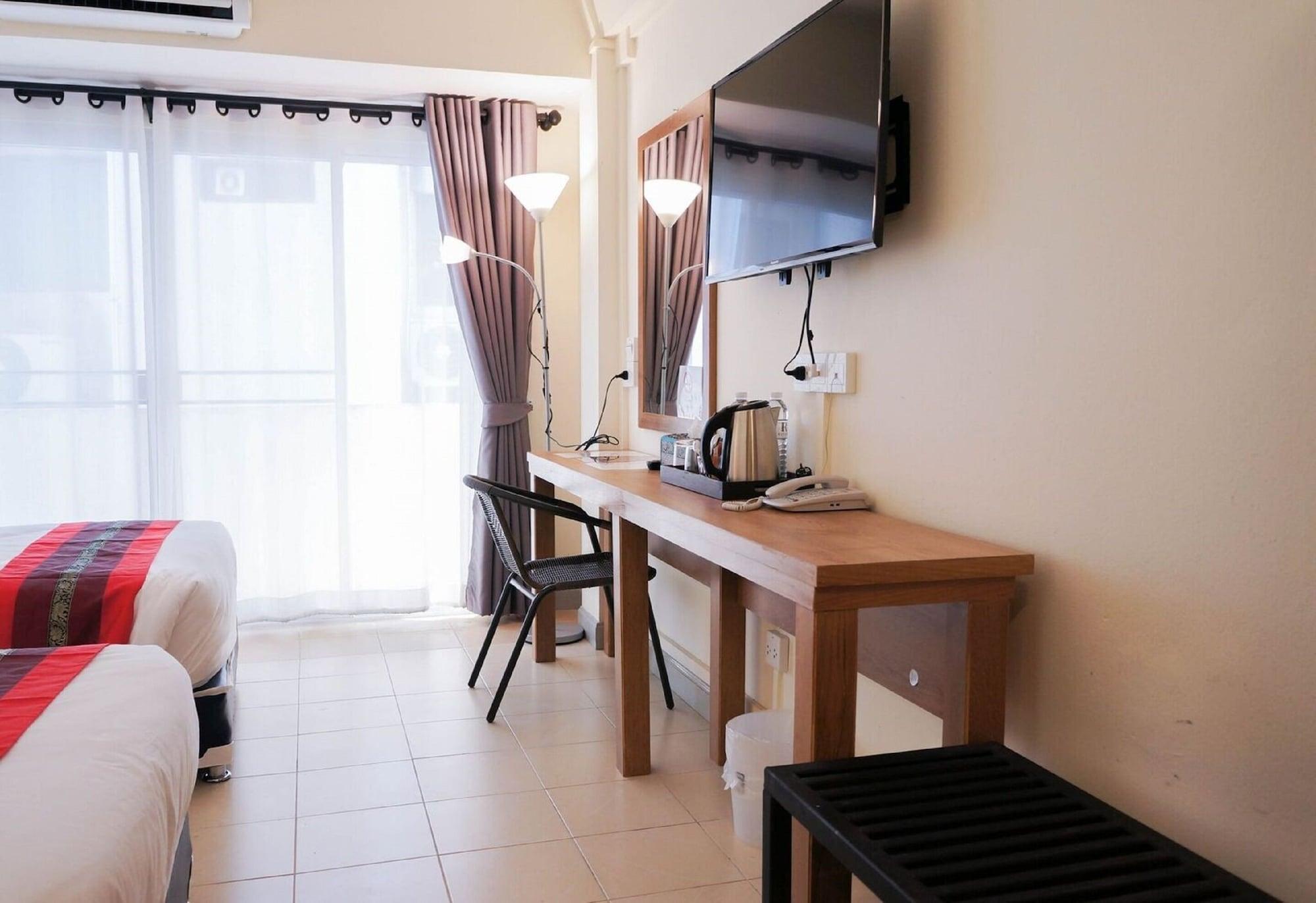 Ratana Hotel Chiang Mai Zewnętrze zdjęcie