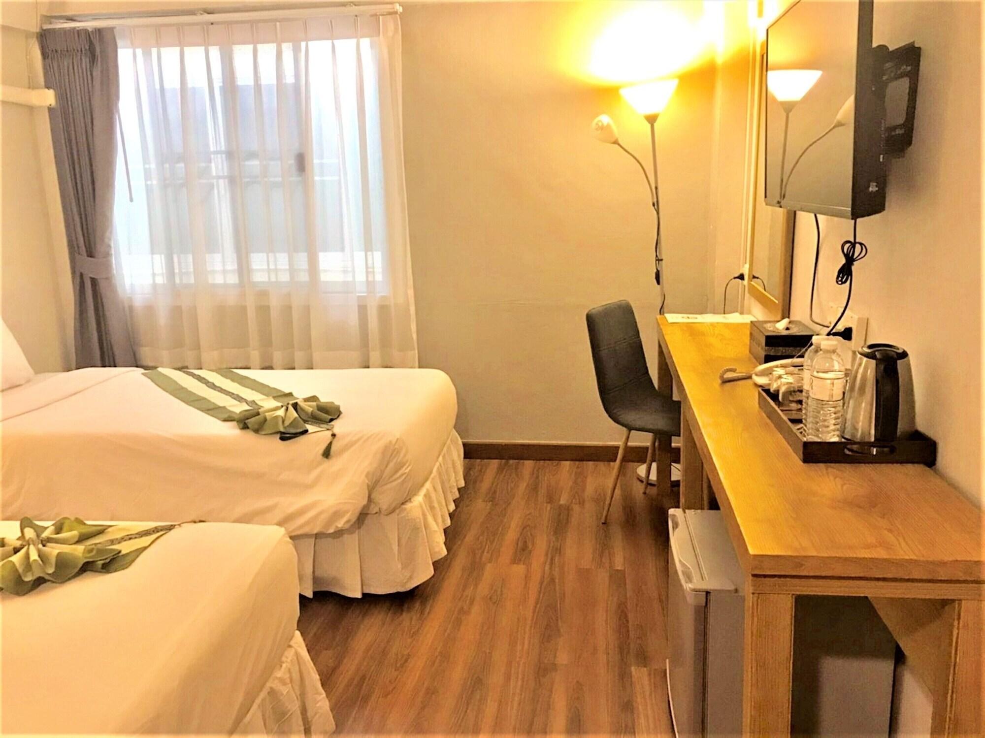 Ratana Hotel Chiang Mai Zewnętrze zdjęcie