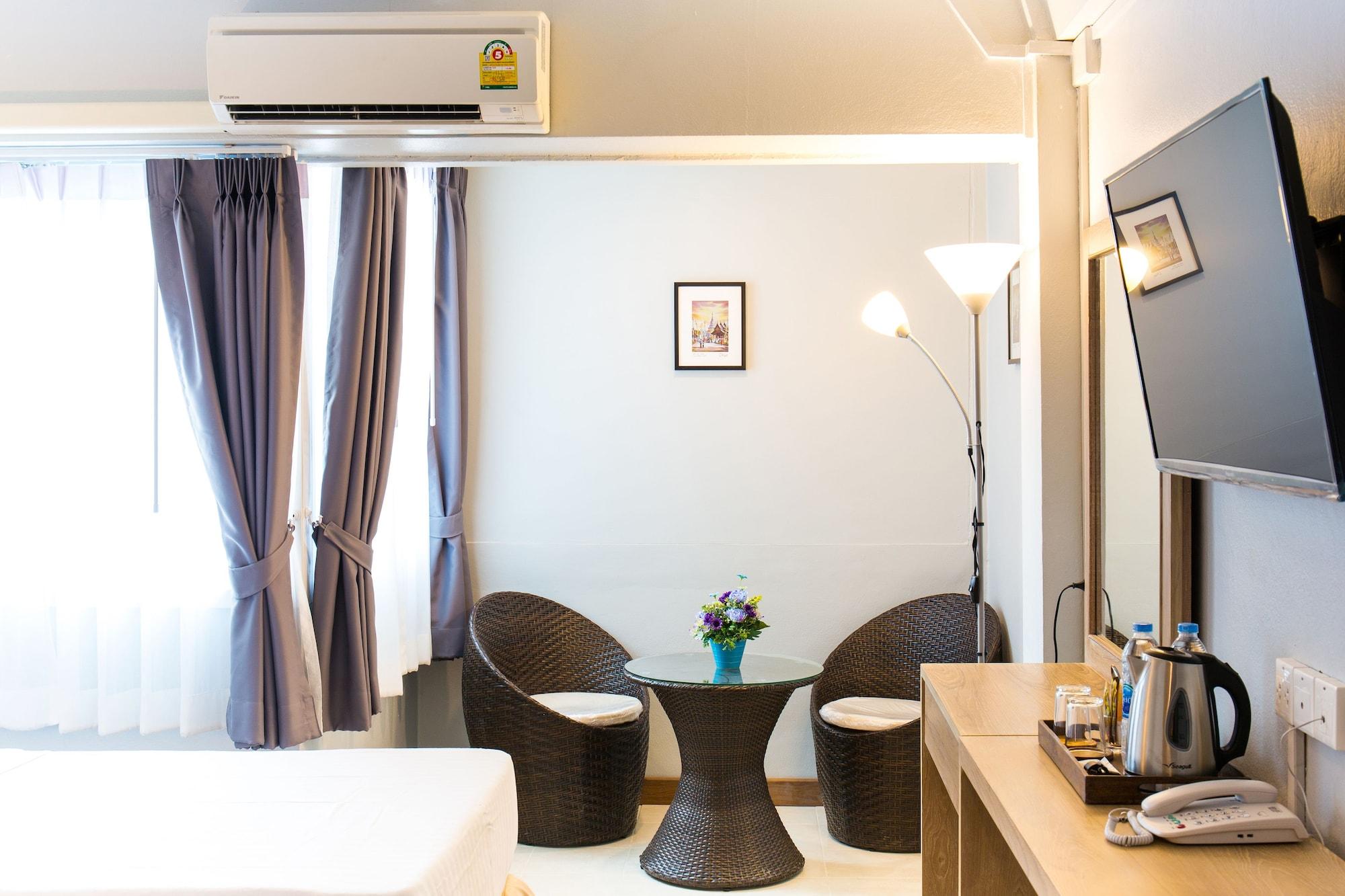 Ratana Hotel Chiang Mai Zewnętrze zdjęcie