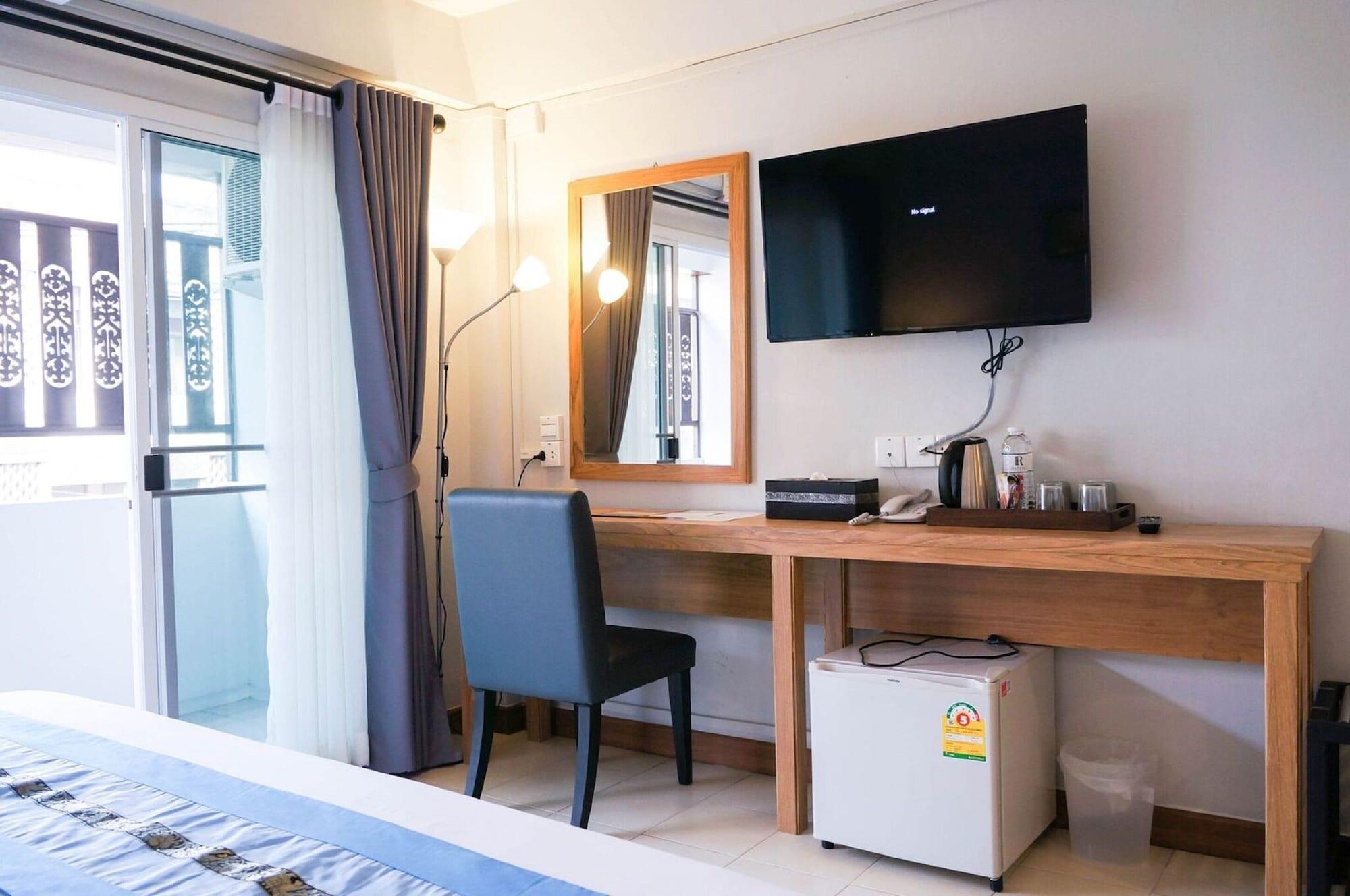 Ratana Hotel Chiang Mai Zewnętrze zdjęcie
