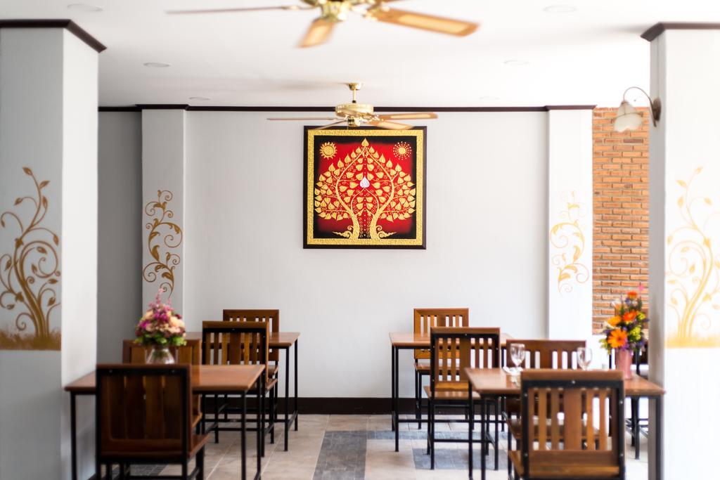Ratana Hotel Chiang Mai Zewnętrze zdjęcie