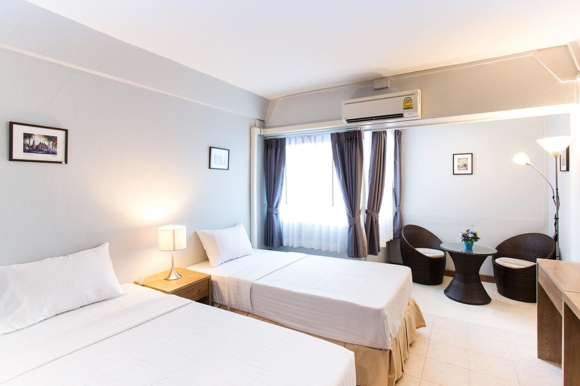 Ratana Hotel Chiang Mai Zewnętrze zdjęcie